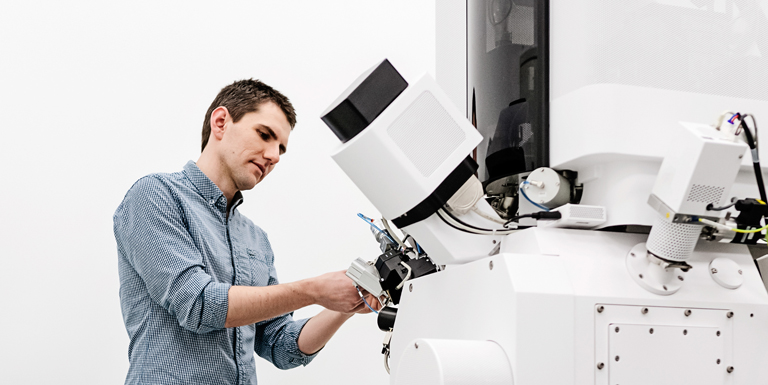 Skenovací elektronové mikroskopy